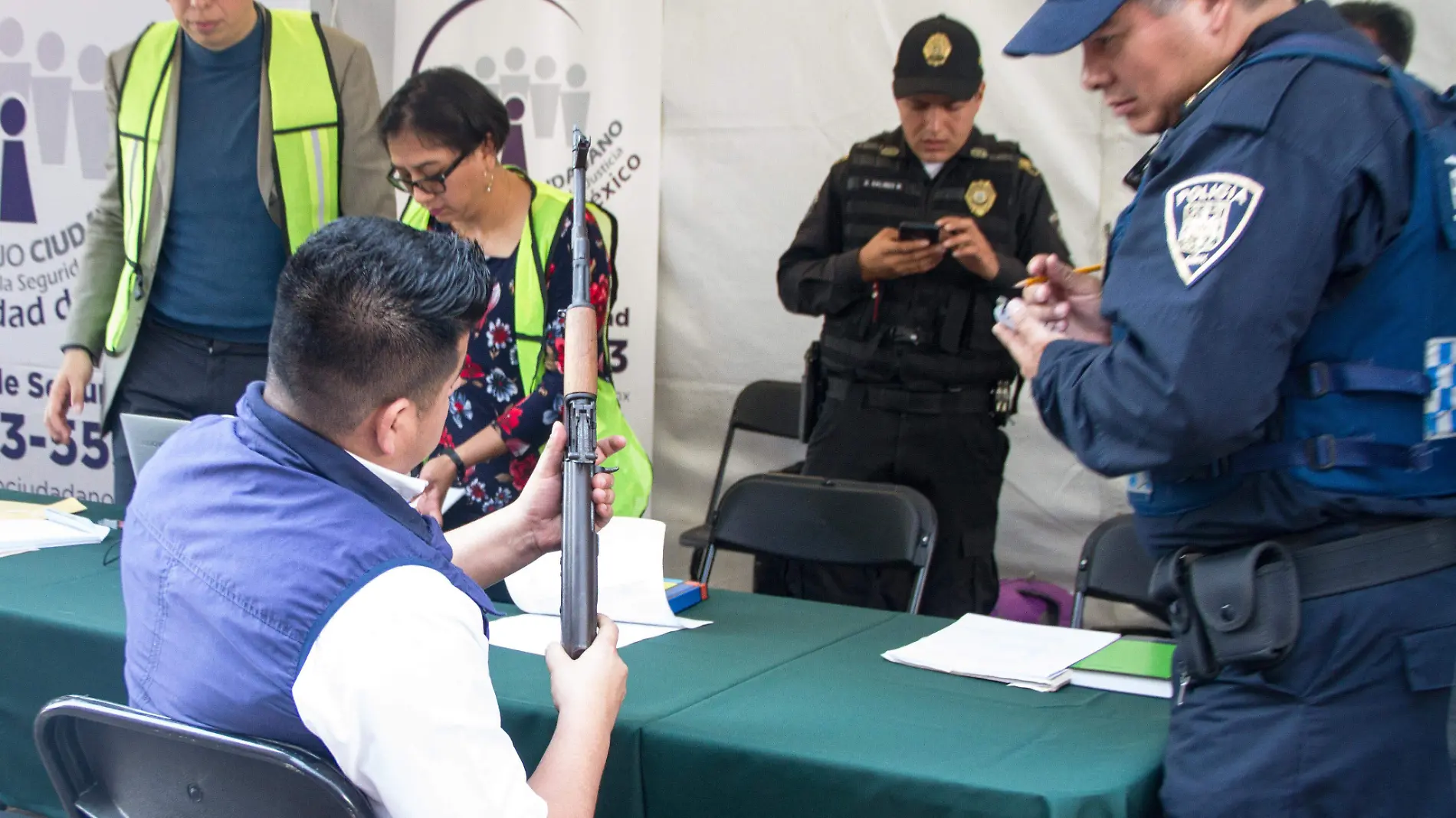 Entrega de armas desarme CDMX